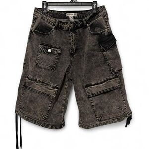 Black denim cargo shorts with multiple pockets 13